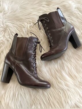 Liz Claiborne Leather Lace Up Ankle Booties Sz 8
